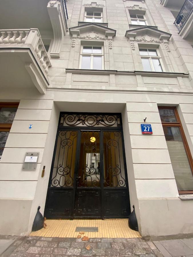 Ak Apartments Varsavia Esterno foto